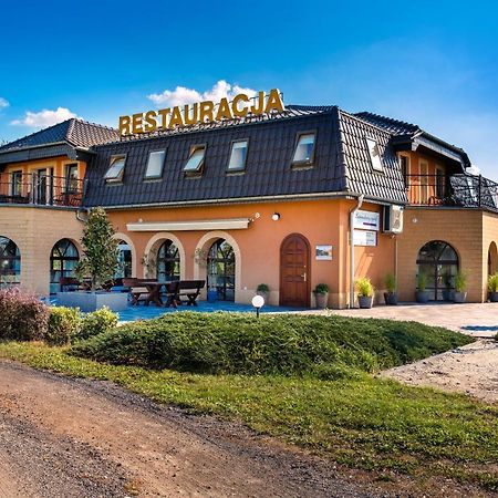 Hotel Lawendowy Ogrod Brzeg Exteriér fotografie