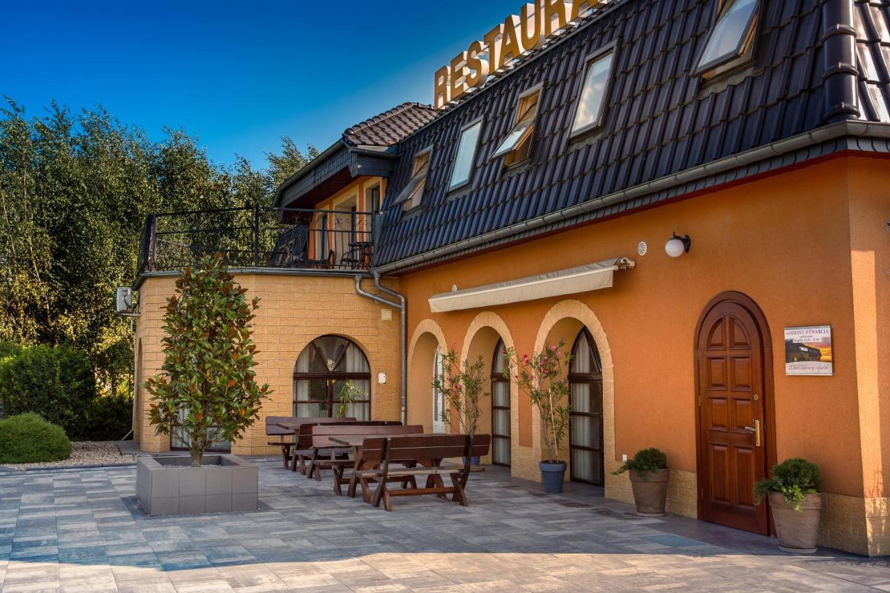 Hotel Lawendowy Ogrod Brzeg Exteriér fotografie